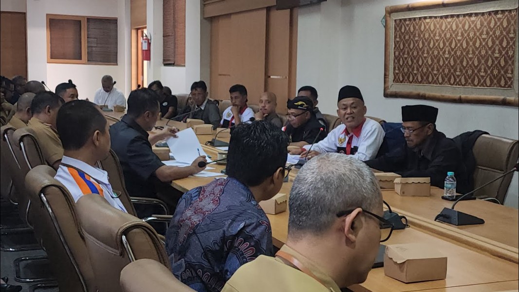 DPRD Kabupaten Garut Gelar Audiensi Bersama LSM dan Warga Perumahan: Soroti Kebijakan Pengelolaan PSU yang Abaikan Aturan