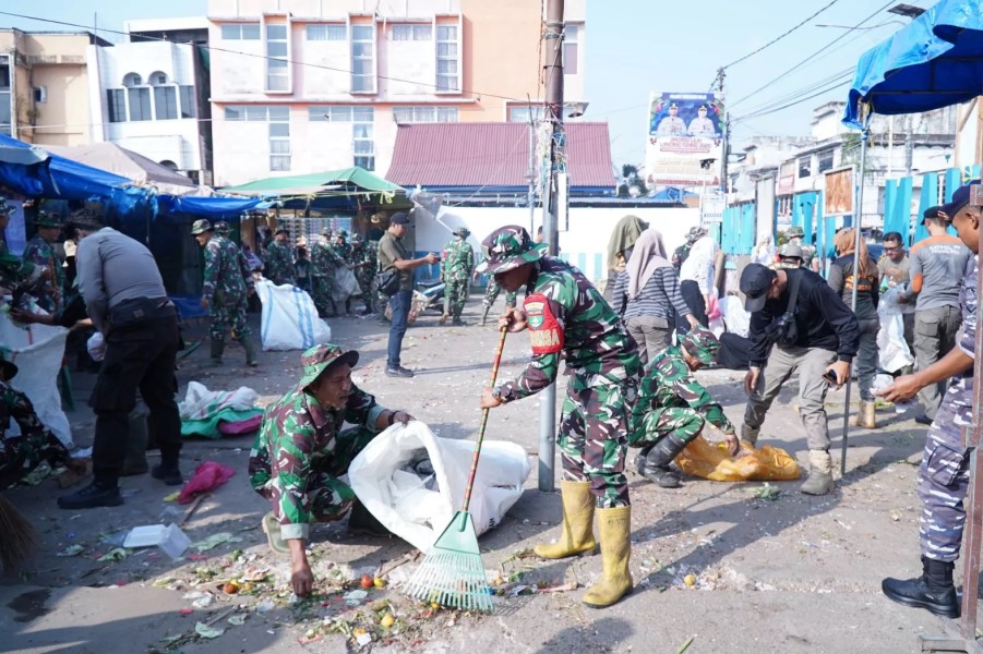 Kodim 0314/Inhil Gerakkan Gotong Royong Kreatif Demi Lingkungan Zero Waste