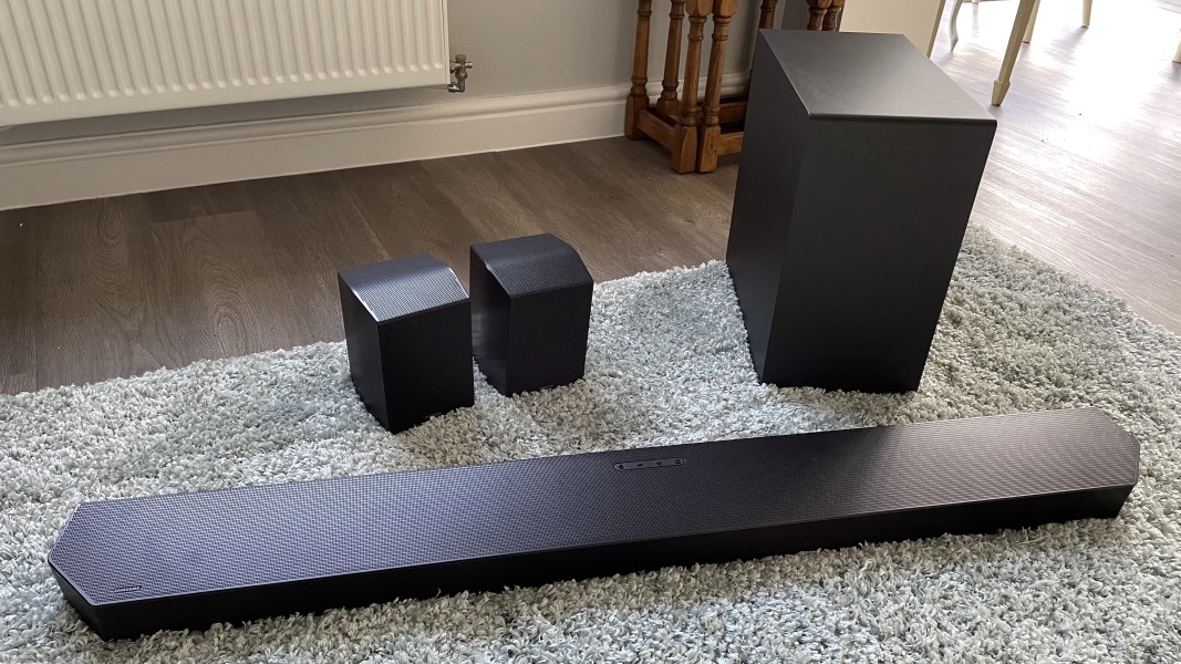 Rekomendasi Soundbar Samsung Terbaik 2025: Meningkatkan Pengalaman Audio Anda dengan Kualitas Luar Biasa