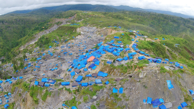Pemerintah Provinsi Maluku Berikan Izin Pertambangan Emas Gunung Botak untuk 10 Koperasi, Menanggapi Protes dari Koperasi Lain