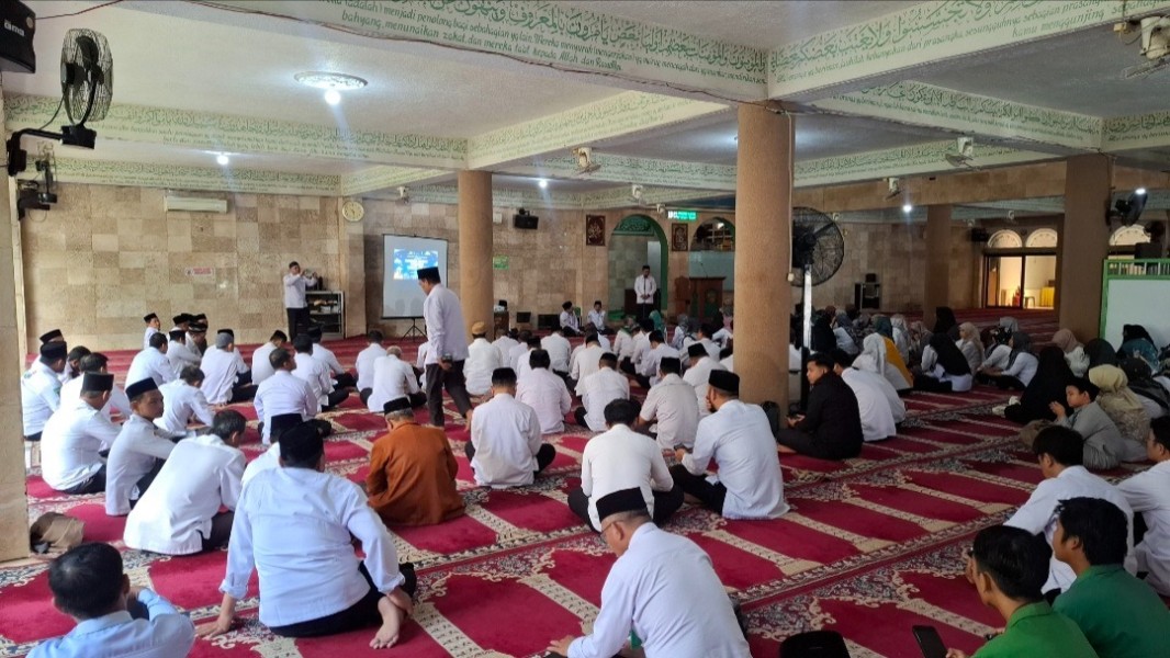 Kemenag Makassar Tingkatkan Kualitas Bacaan Al-Quran Pegawai Melalui Program Tahsinul Quran