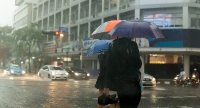 Prakiraan Cuaca Jabodetabek 7–8 Januari 2026, Hujan Diprediksi Merata