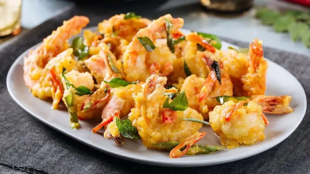 Resep Udang Krispi Salted Egg Renyah Gurih Praktis untuk Menu Buka Puasa