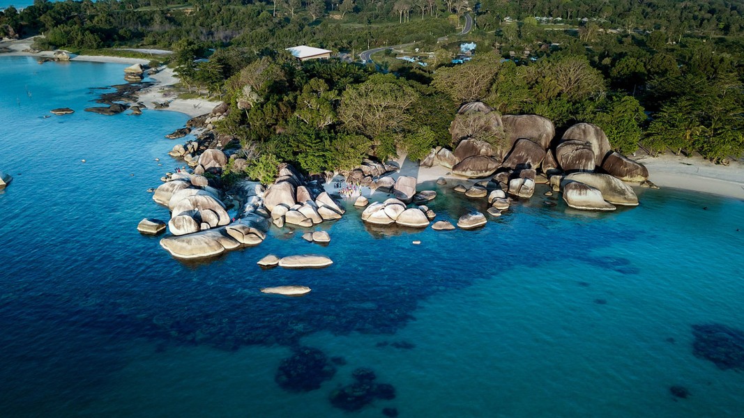 Pesona Pulau Belitung: Keindahan Alam dan Warisan Budaya