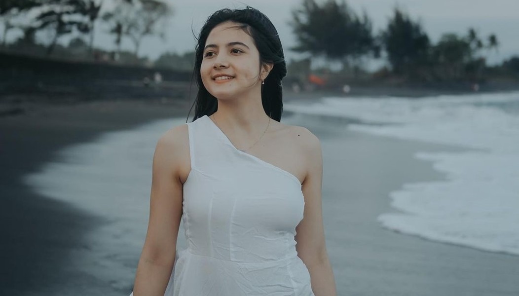 Video Syur 1 Menit 14 Detik yang Diduga Bulan Sutena Viral, Fakta dan Tanggapan Selengkapnya