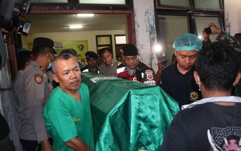 Bupati Batu Bara Baharuddin Siagian Gelar Tabligh Akbar Bersama Ustadz Abdul Somad untuk Doakan Keselamatan Prajurit Yonif 126 KC di Papua