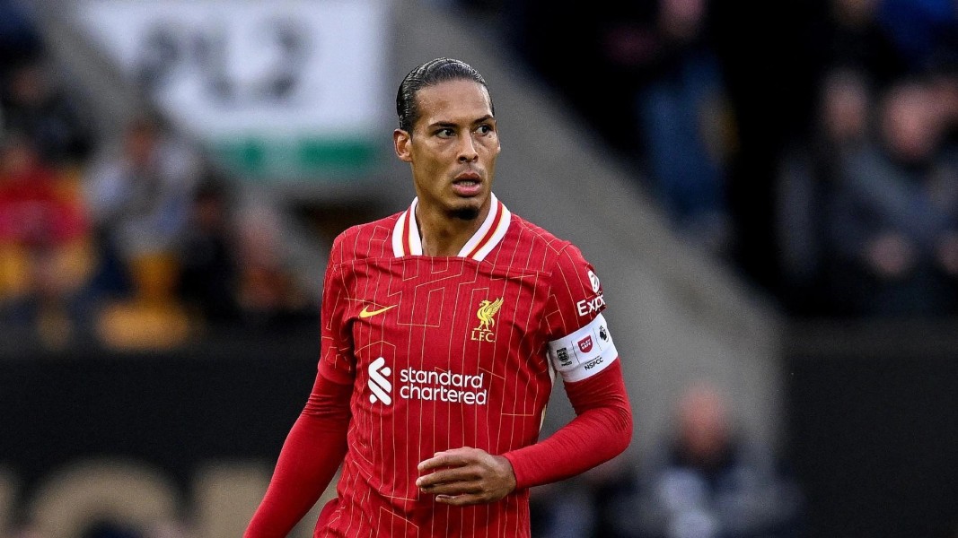 Van Dijk Minta Liverpool Rekrut Striker Baru