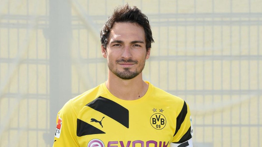 Mats Hummels Tutup Karier Gemilang di Dunia Sepak Bola