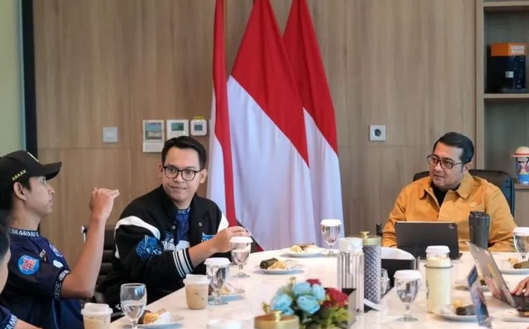 Kolaborasi Kemenekraf dan EVOS Esports Dorong Prestasi Atlet Nasional