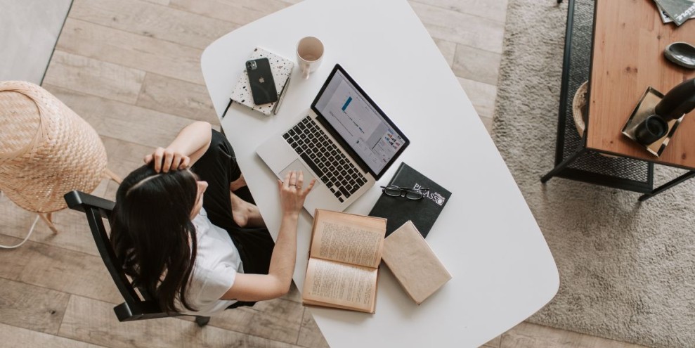 10 Pekerjaan Freelance untuk Karyawan yang Banyak Dicari 2025