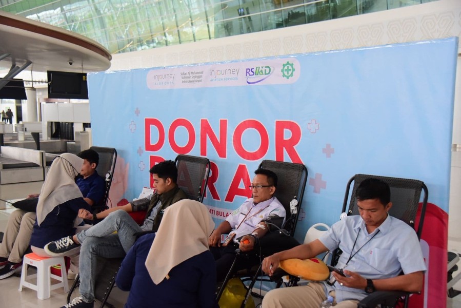 Angkasa Pura Sukses Kumpulkan Puluhan Kantong Darah Melalui Aksi Donor Di Bandara