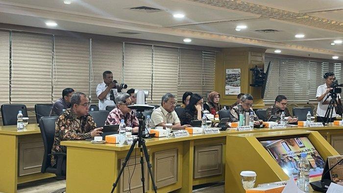 Sri Mulyani dan DPD Diskusikan APBN 2025: Fokus pada Penerimaan Negara dan Efisiensi Anggaran