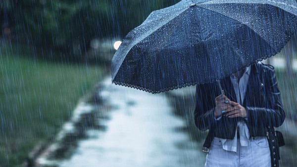 Prakiraan Cuaca BMKG 24 November 2025: Berikut Daftar Beberapa Wilayah Berpotensi Hujan Lebat