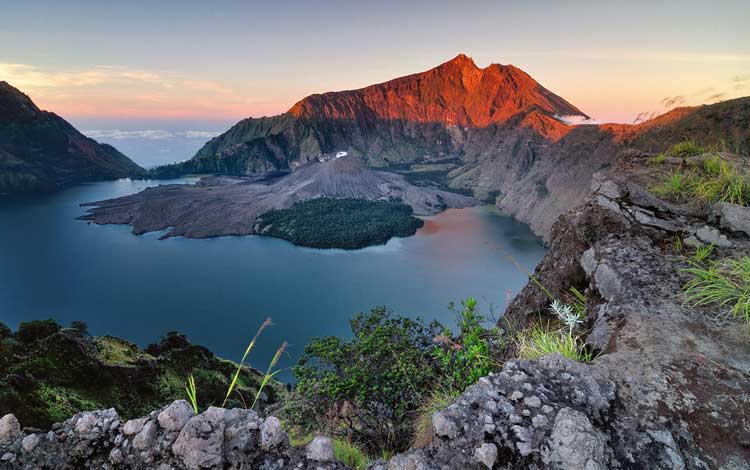 Panduan Liburan Seru Lombok 2025: Tempat, Tips