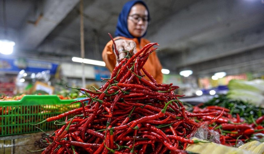 Harga Sembako Jatim Stabil, Cabai Keriting dan Telur Ayam Naik