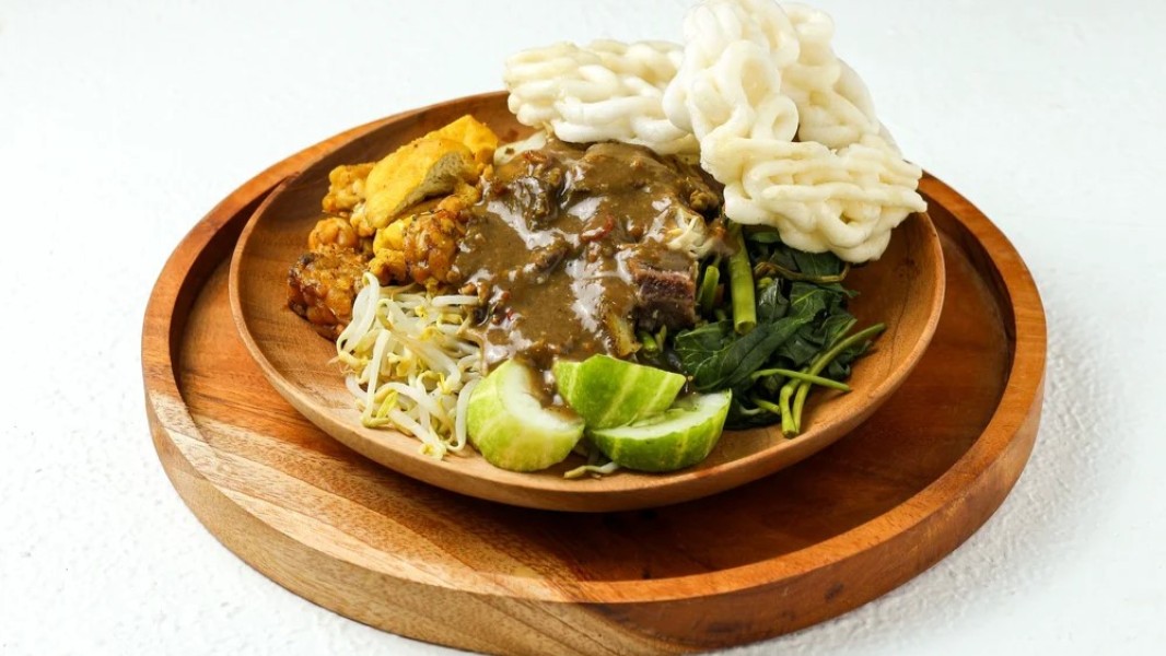 10 Tempat Makan Siang Terfavorit di Surabaya yang Wajib Dicoba Pecinta Kuliner