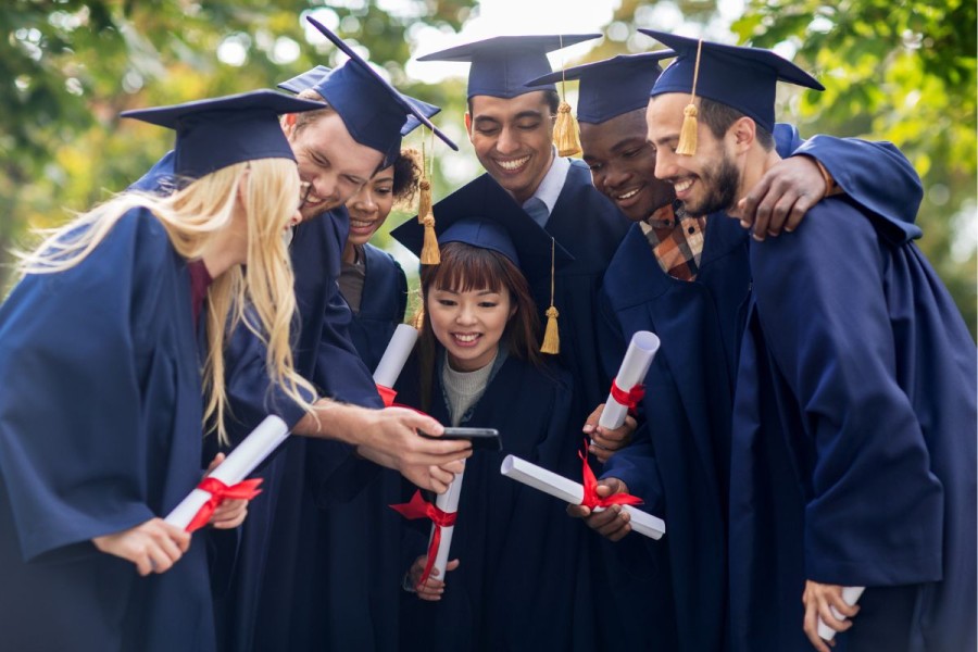 Ragam Perbedaan Diploma dan Sarjana yang Perlu Dipahami