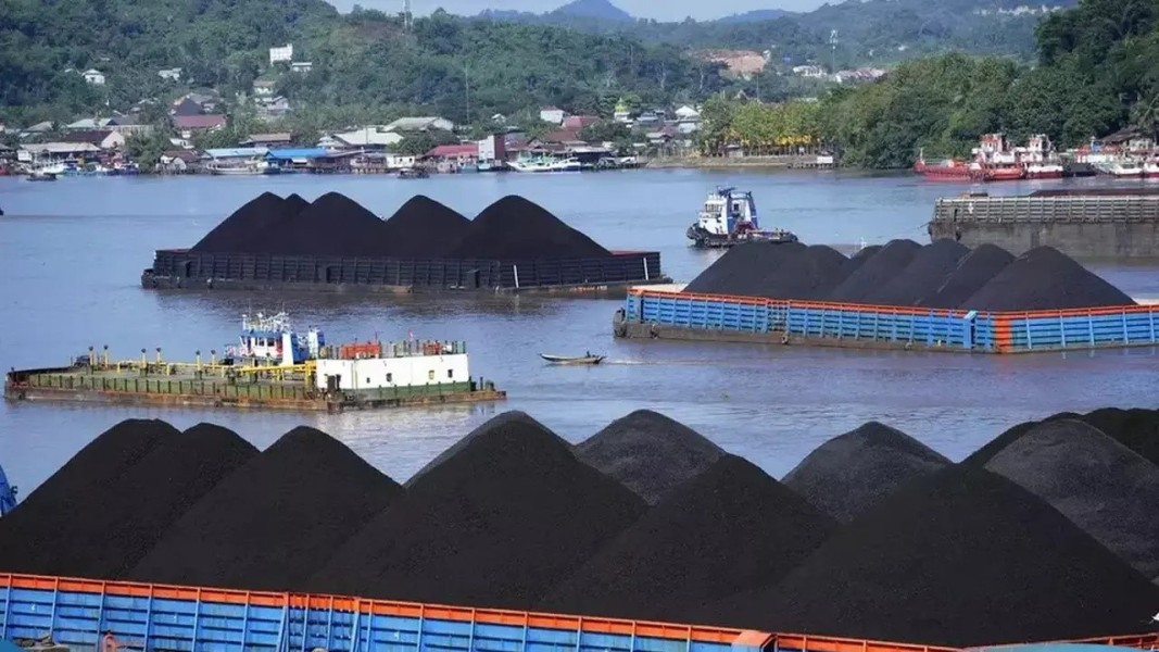 Harga Batu Bara Bertahan Stabil Seiring Penutupan Perdagangan 2025