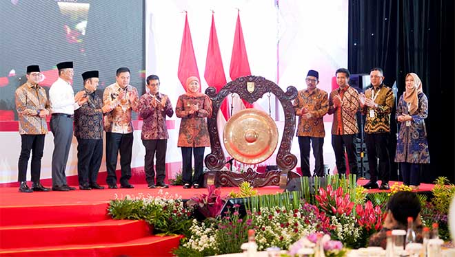Ajak Pemimpin Daerah Ciptakan Iklim Investasi yang Inklusif di Jawa Timur
