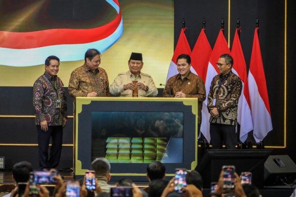 Bank Syariah Indonesia BSI Pionir ATM Emas di Nusantara: Inovasi dan Potensi Bisnis Emas Indonesia