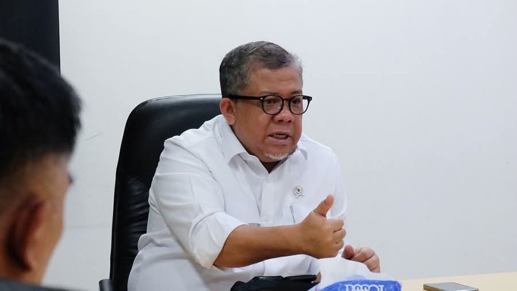 Wamen Fahri Hamzah Tekankan Pentingnya Penyediaan Lahan Sebagai Subsidi Perumahan di Indonesia