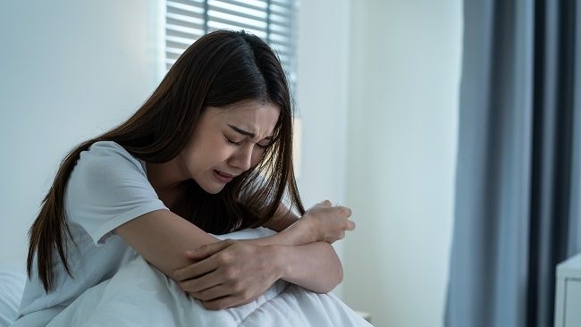 Menangis Ternyata Bermanfaat Membakar Kalori dan Meredakan Stres