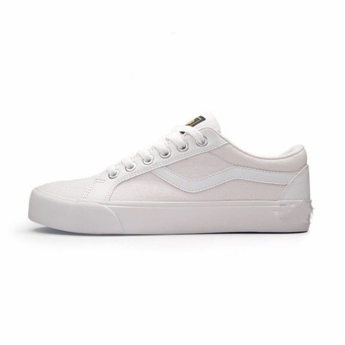 Ventela Sneakers Lokal Populer dengan Desain Stylish dan Nyaman