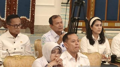 Kepala BMKG Laporkan Kepungan Siklon di Indonesia kepada Prabowo Presiden