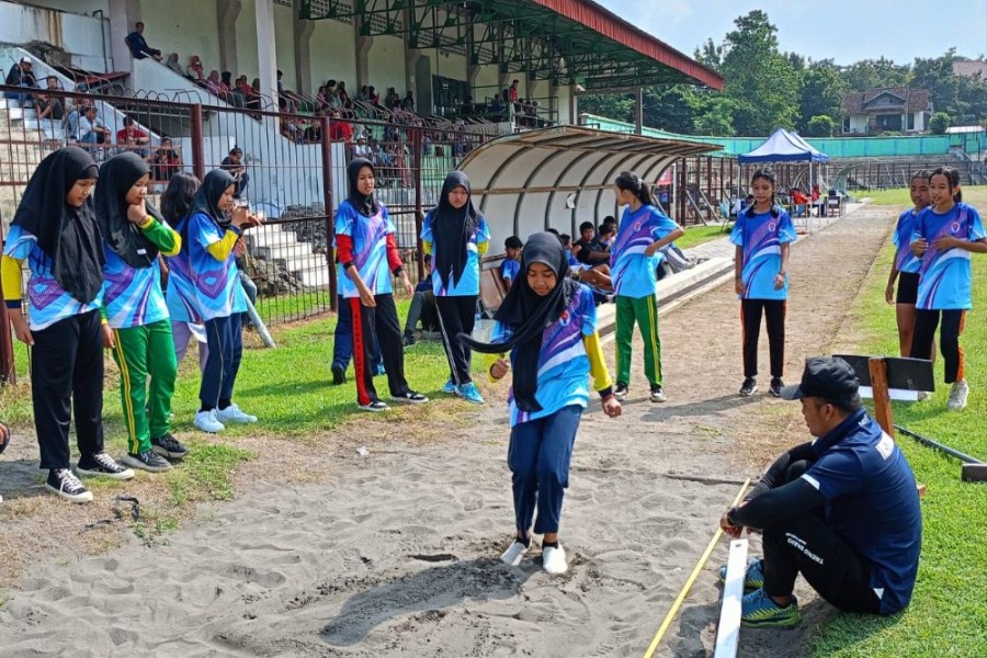 Ratusan Pelajar SMP di Bulungan Meriahkan Pekan Budaya Daerah 2025, Dorong Pelestarian Olahraga Tradisional Nusantara