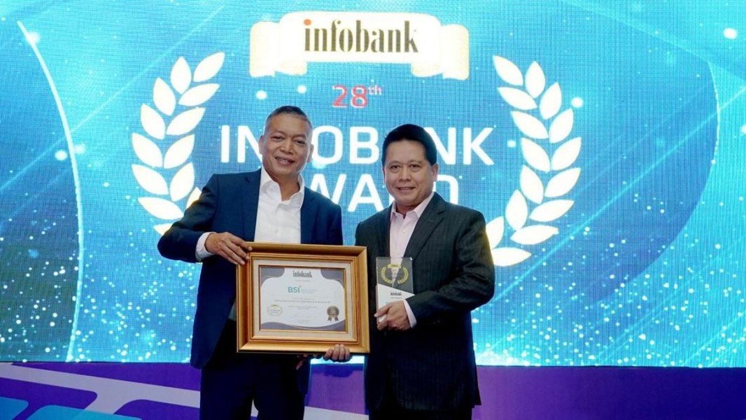 PT Bumi Suksesindo Raih Penghargaan Kepatuhan Pajak Air Permukaan di Banyuwangi