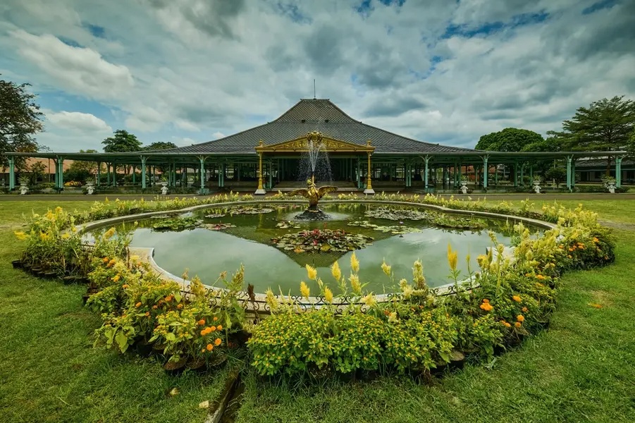 Singgah di Solo Ini Tempat Wisata Terdekat dari Stasiun