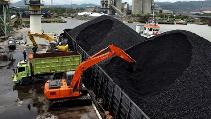 3,2 GW PLTU Beroperasi Tahun Ini, ESDM Tegaskan Batu Bara Tetap Dibutuhkan di Tengah Transisi Energi