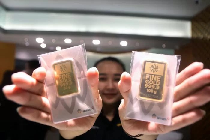 Harga Emas Antam Turun Tipis Hari Ini Usai Sentuh Rekor Tertinggi Sejarah