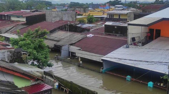 Banjir Parah Landa Perumahan Antang Makassar, Ketinggian Air Capai Atap Rumah Akibat Cuaca Ekstrem