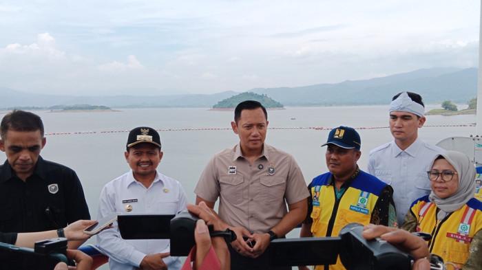 AHY Dorong PLTA Jatigede Kembangkan Solar Terapung Nasional