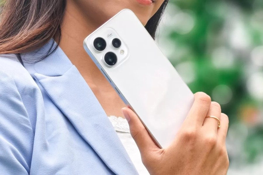 Oppo Reno15 Series Hadirkan Kamera Selfie Ultra Wide Dan Baterai Jumbo