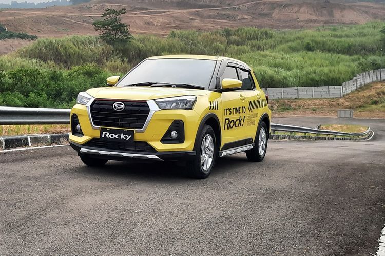 Mobil 3 Silinder Terbaik di Indonesia: Fitur, Spesifikasi, dan Harga Terbaru