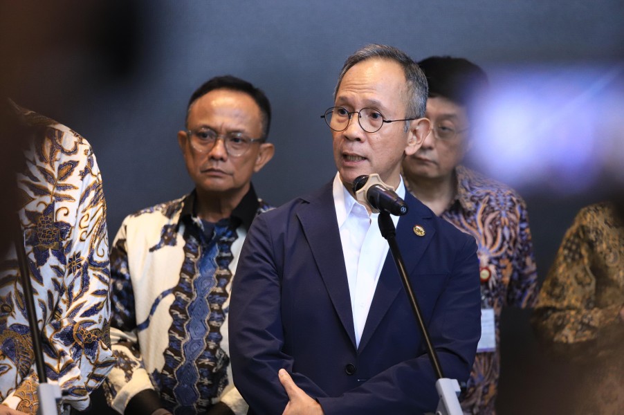 OJK Ngantor di BEI, Reformasi Pasar Modal Dipercepat 2026
