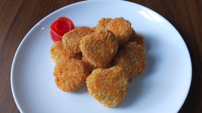Mahasiswa UNY Latih Warga Kulon Progo Buat Kuliner Nugget Jamur Sehat dan Praktis