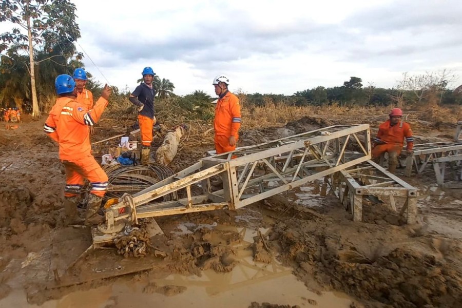 PLN untuk Rakyat, Kebut Siang Malam Perbaiki Jalur Listrik Langsa-Pangkalan Brandan, Penopang Pemulihan Kelistrikan Aceh