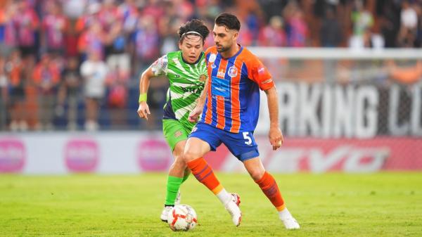 Persib Rekrut Frans Putros untuk Liga Indonesia Musim Ini