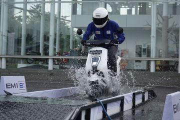 Motor Listrik Menjadi Pilihan di Tengah Banjir: Pentingnya Perawatan Setelah Terobos Genangan