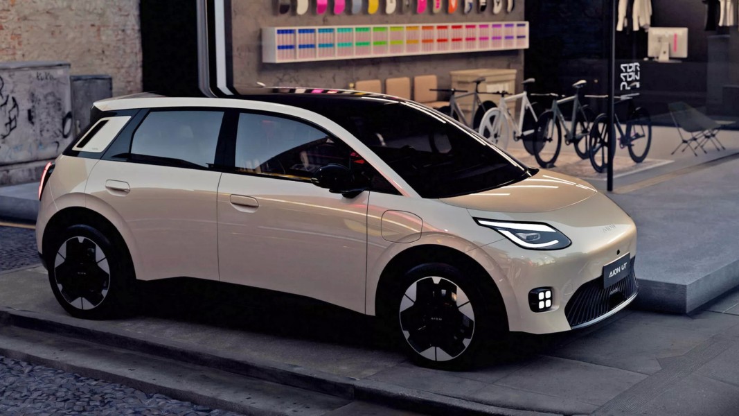 AION UT Mobil Listrik GAC Indonesia Hadir Dengan Harga Terjangkau