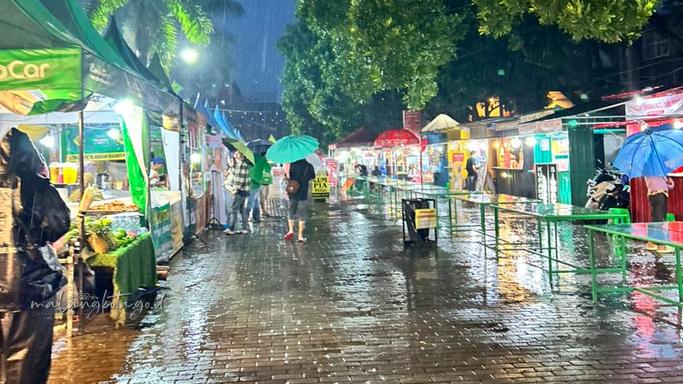 Pasar Takjil TKBJ Menjadi Upaya Optimalisasi Aset Daerah Guna Mendongkrak Ekonomi