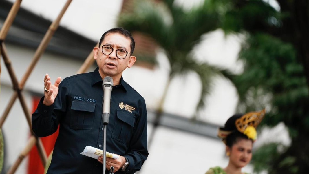 Fadli Zon Tegaskan 10 Tokoh Pahlawan Nasional 2025 Hasil Usulan Rakyat