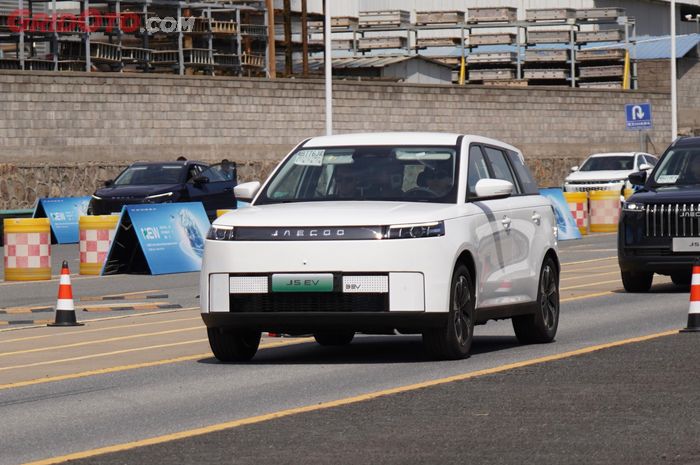 Mobil Listrik Jaecoo J5 EV Resmi Meluncur di Indonesia