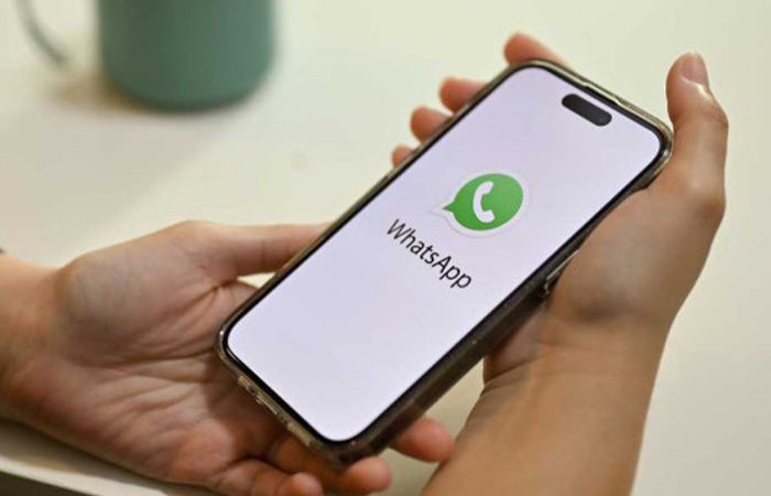 WhatsApp AI Penulis Pesan