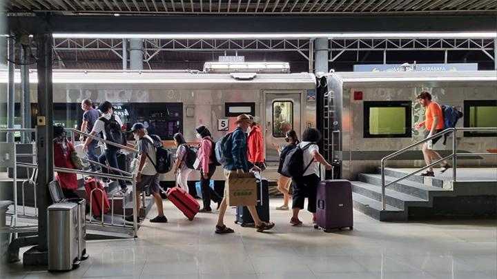 KAI Diskon Besar Besaran Tiket Kereta ke Bandung, Inisiatif Baru Sambut Ramadhan 2025