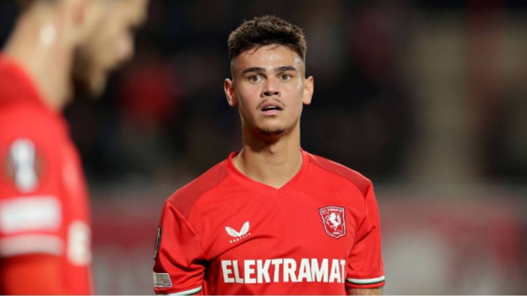 Transfer Mees Hilgers ke Liverpool