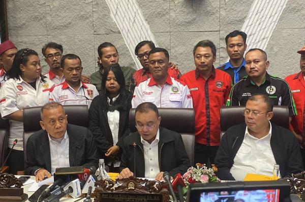 Bebas Biaya Perpanjangan SIM B1, Janji DPR untuk Sopir